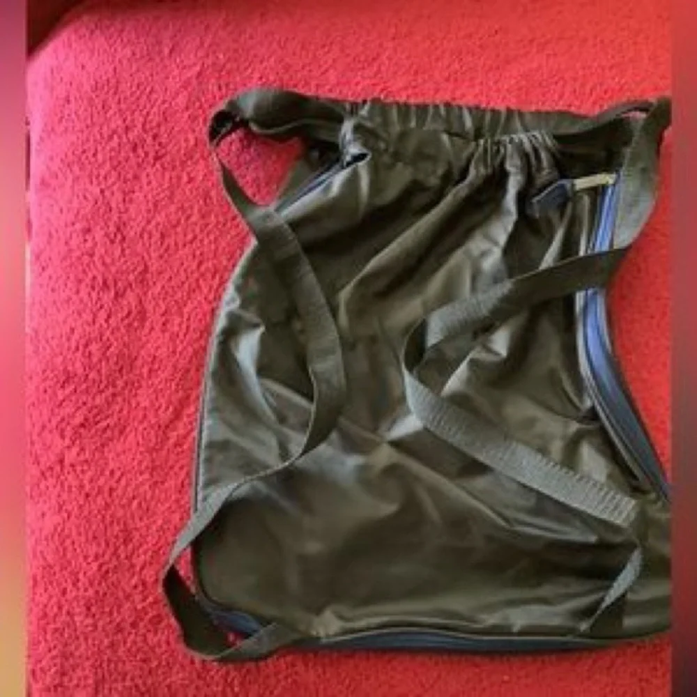 24 Black Drawstring Backpack